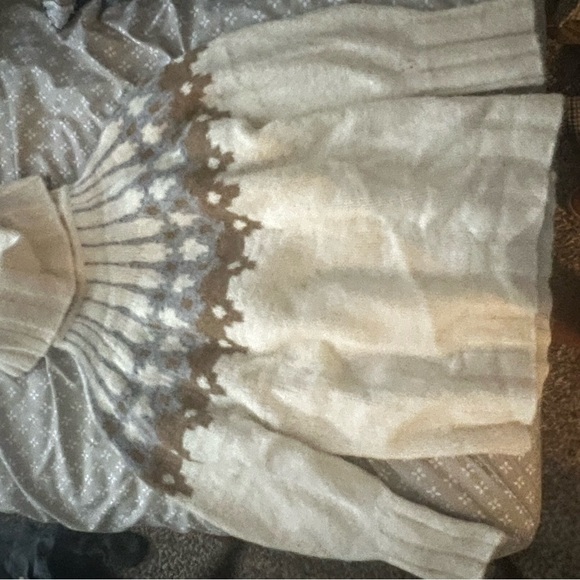 Off white fair isle white sweater! NWT! - Picture 4 of 4